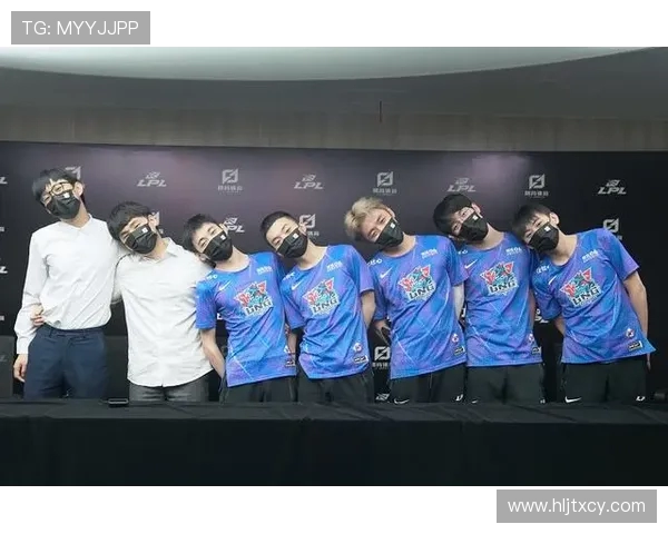 热议CSGOLNG战队如何通过团队协作实现战略变革与突破